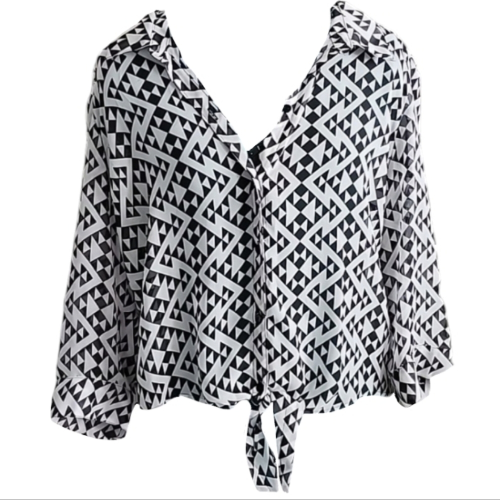 No Boundaries Geometric crop top